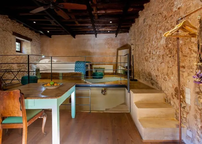 History And Charm * Chania (Crete)